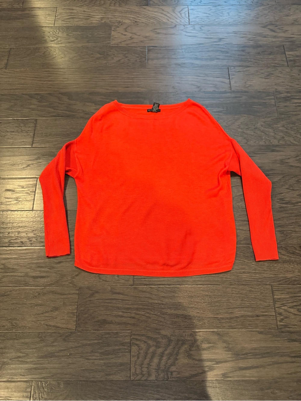 New York & Company Vibrant Red Scoop Neck Lightweight Sweater